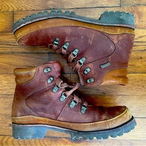 Chaco Fields Waterproof Boots, Women's Size 10